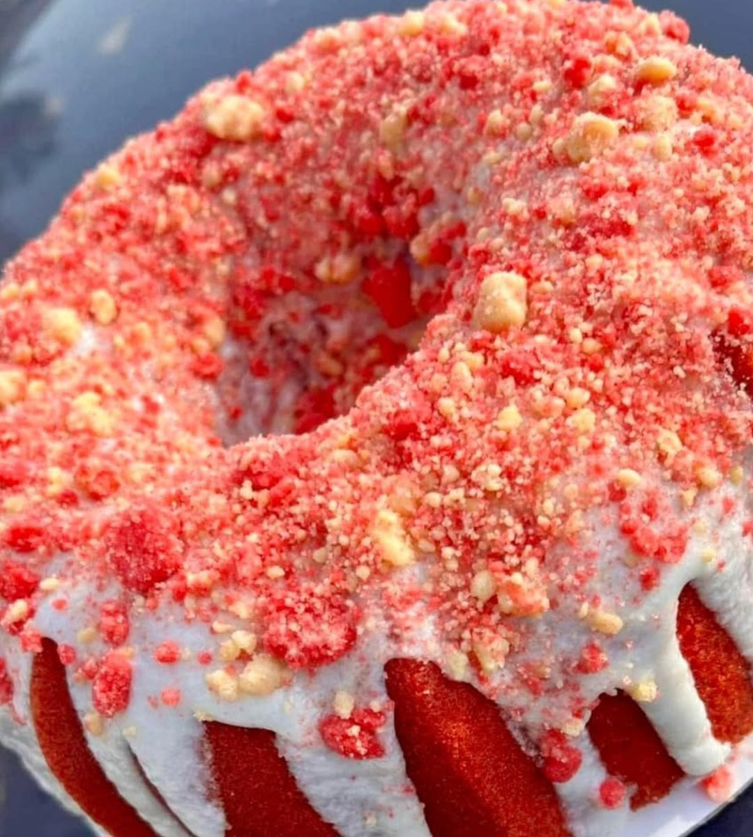 Strawberry Crunch Pound cake
